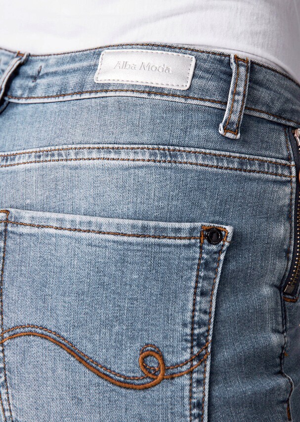 Jeans mit Zier-Reißverschluß 5
