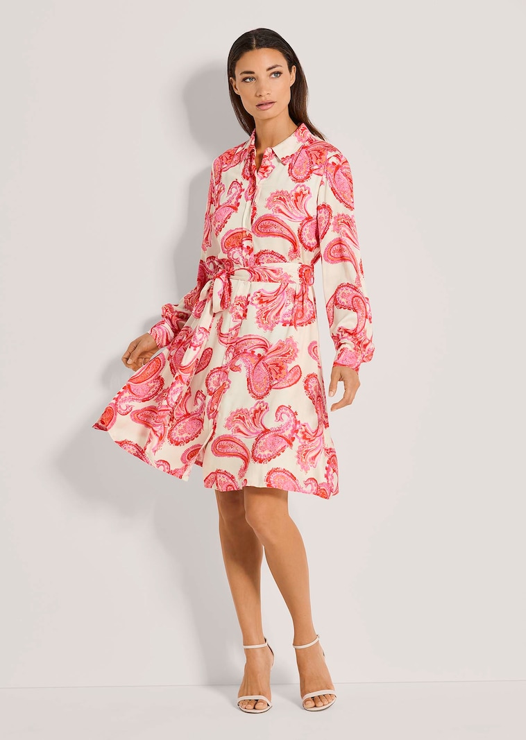 Hemdblusenkleid mit Bindeband