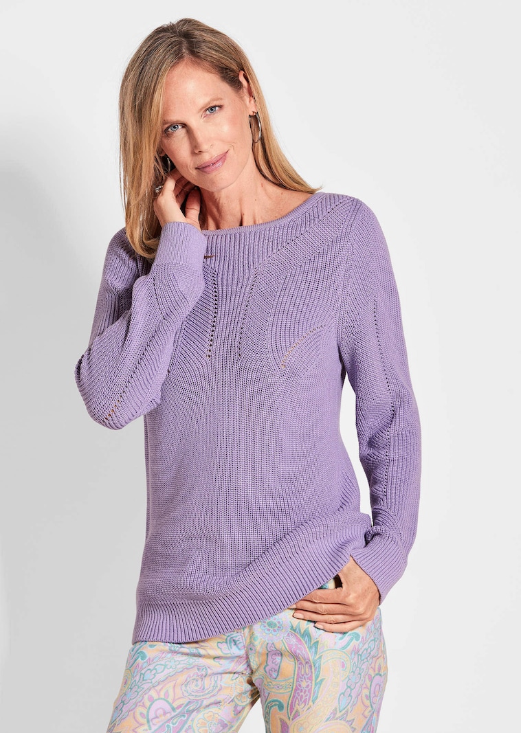 Pullover mit Rippenstrickmuster