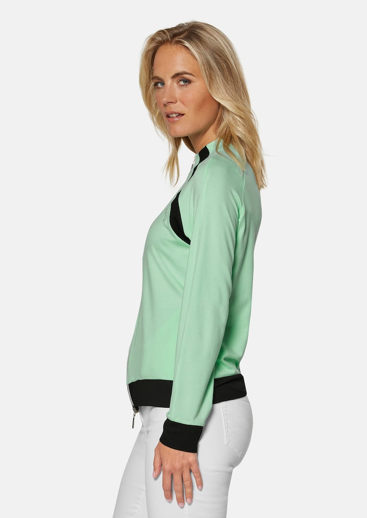 Yoga jacket in a contrasting look 3