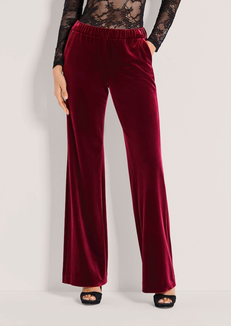 Weite Samthose zum Schlüpfen