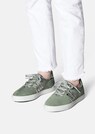 Sneaker aus Veloursleder mit glänzendem Logo-Patch thumbnail 1