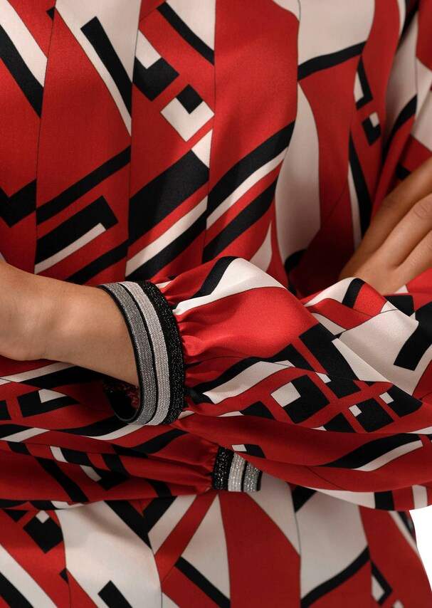 Blusenshirt im modischen Allover Print 3