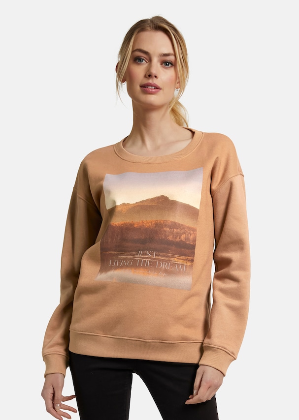 Sweatshirt with landscape print