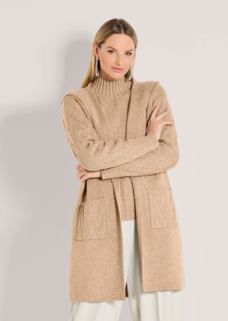 Lange Strickjacke mit Kapuze