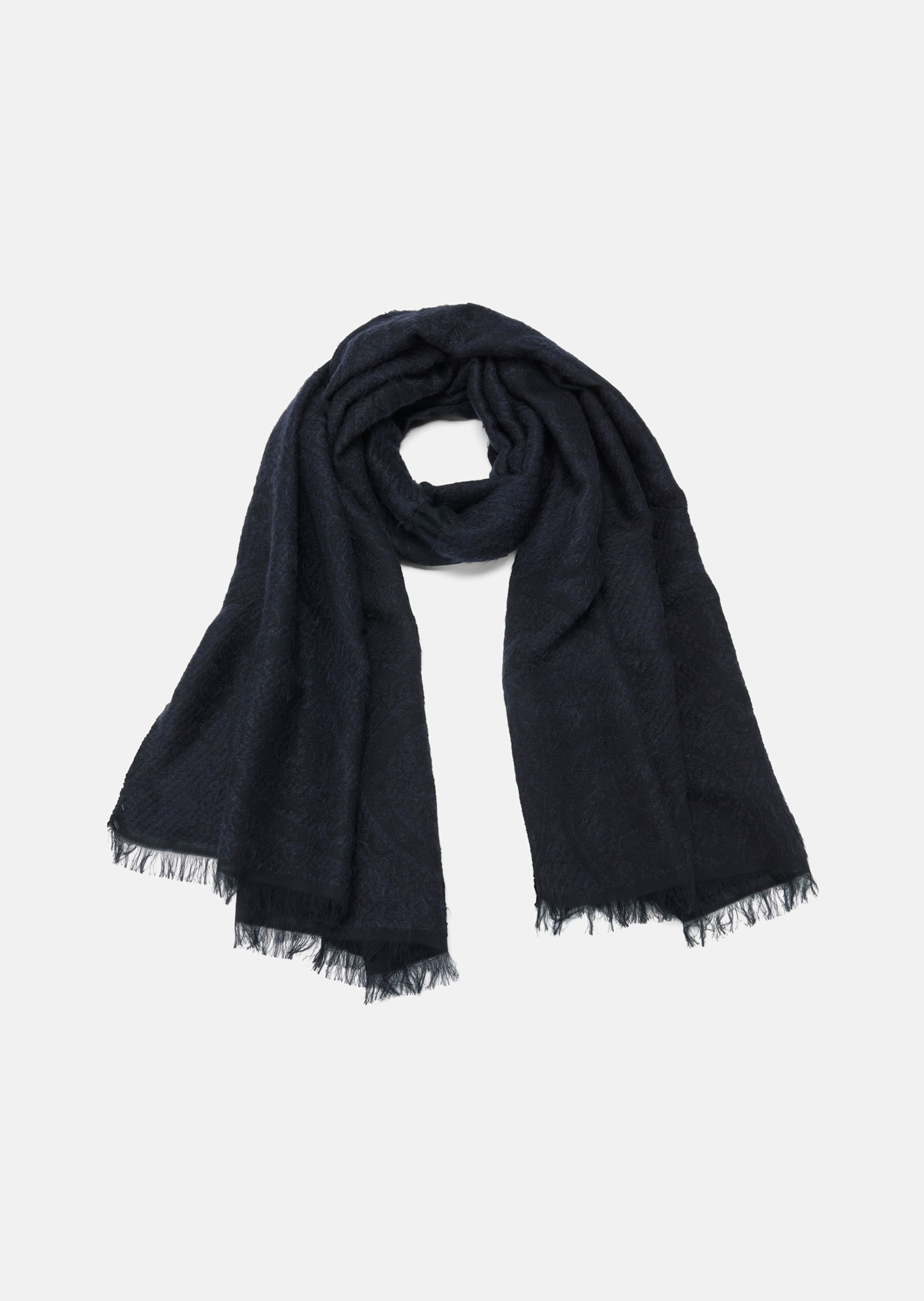 Scarf in navy | MADELEINE Fashion