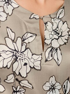 Dress thumbnail 7