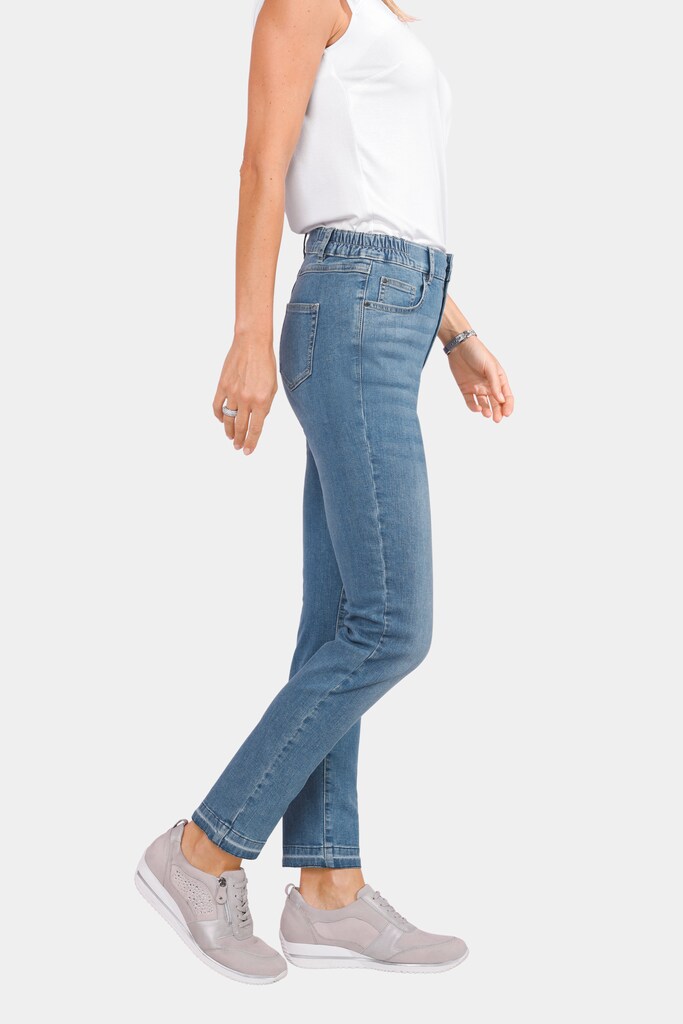 Angenehme Jeanshose mit modischem Saumabschluss