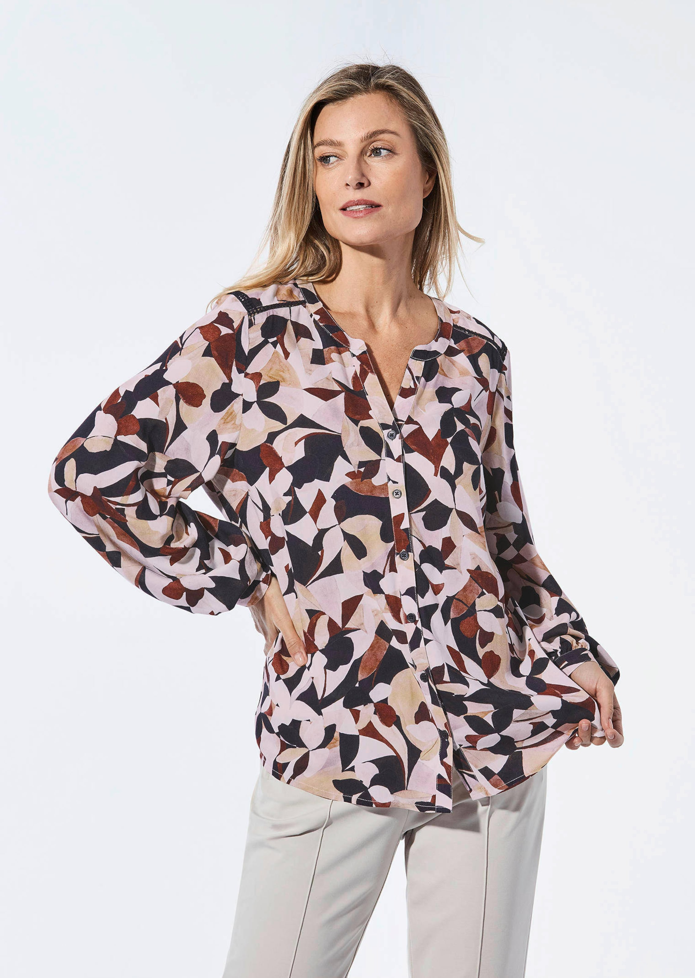 Bluse mit Tunika Ausschnitt