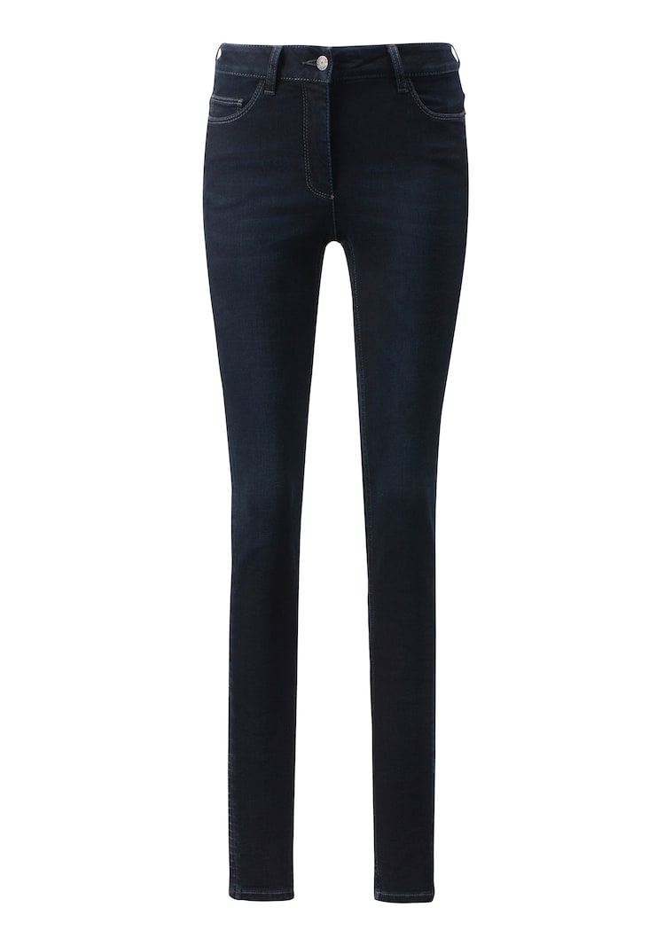 Enge Jeans mit Raffung