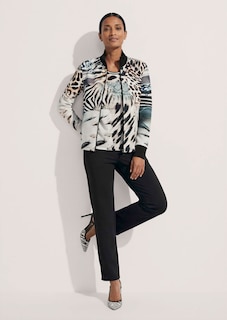 Light jacket thumbnail 2
