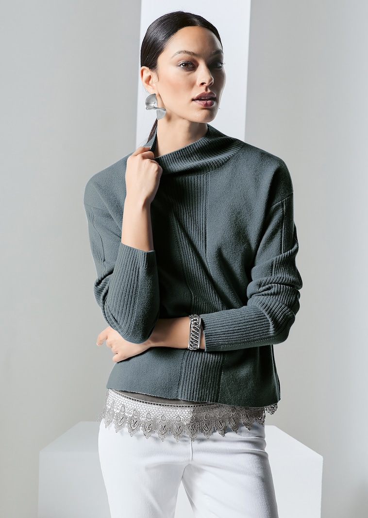 Kurzer Stehkragen-Pullover mit Good Cashmere