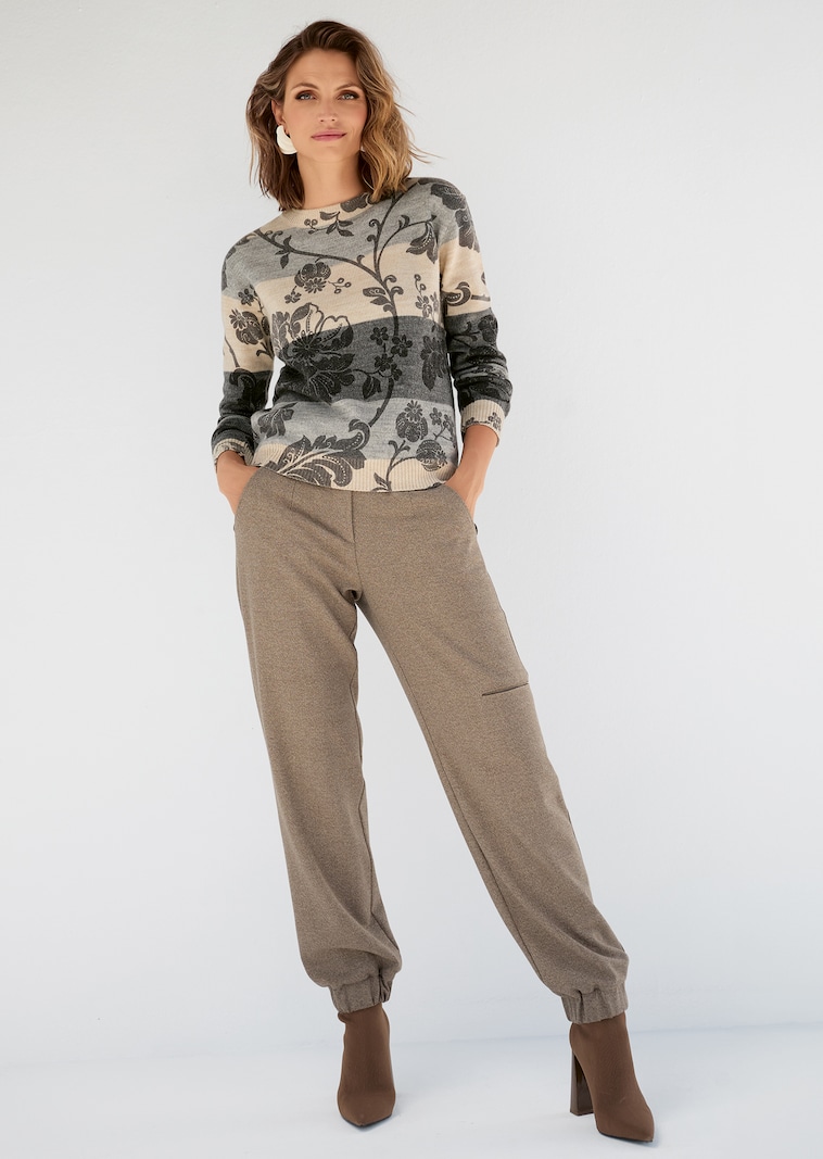Rundhals-Pullover im Muster-Mix