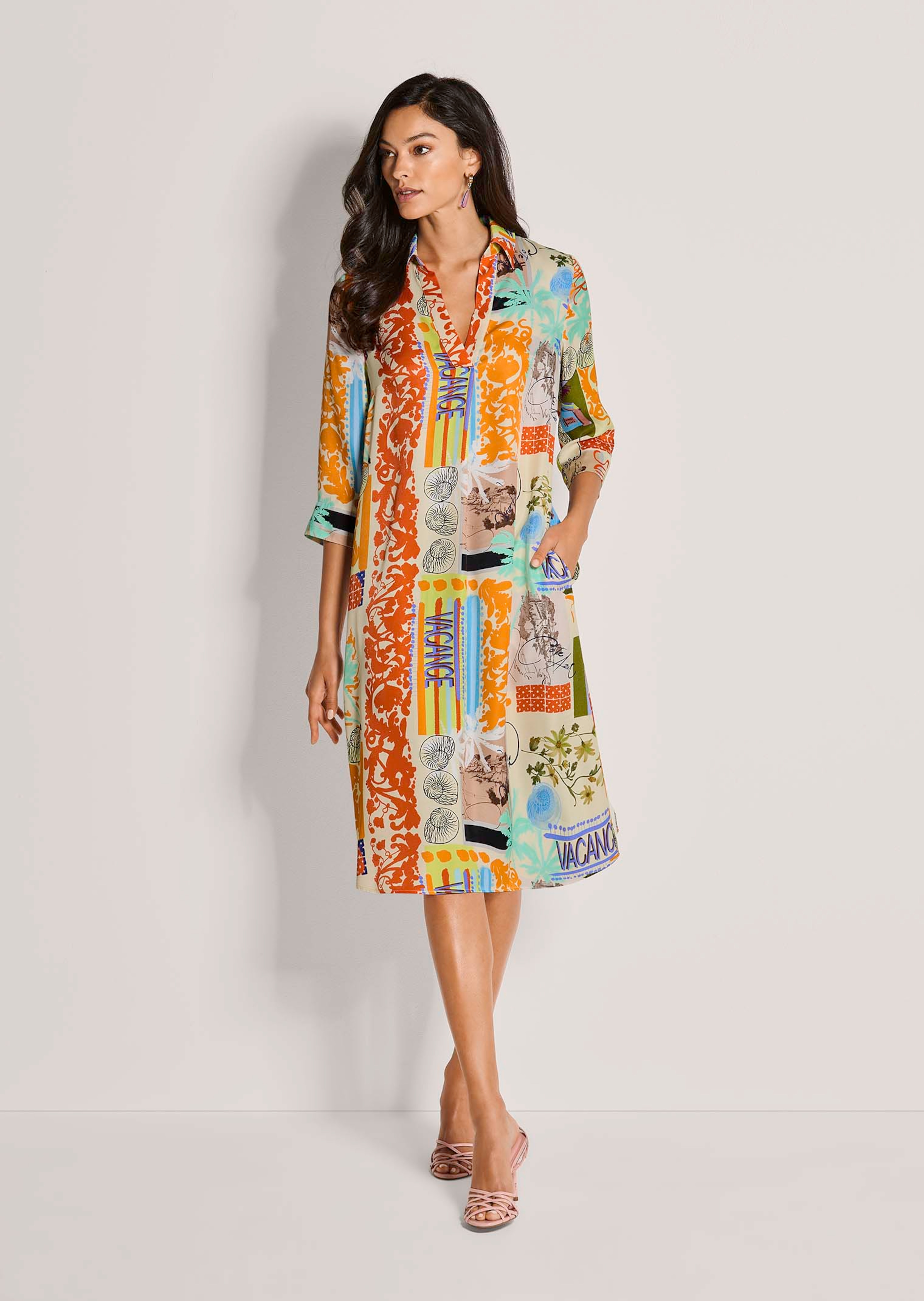 Sommerkleid mit ausgefallenem Patch-Print