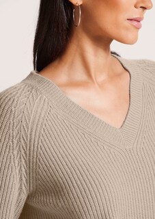 Langarm-Pullover mit V-Ausschnitt thumbnail 5