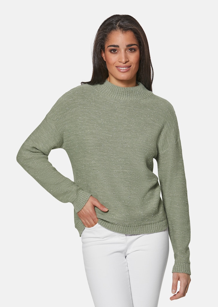 Stand-up collar jumper with shiny effects