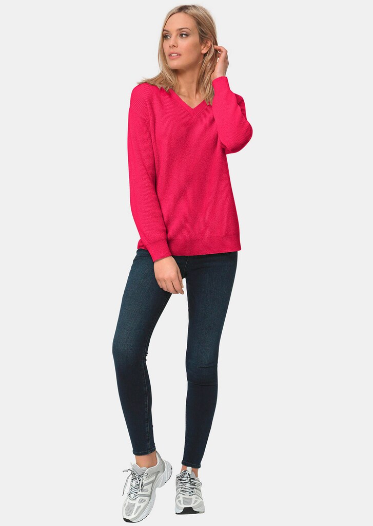 Kaschmirpullover in Patentstrick mit V-Ausschnitt