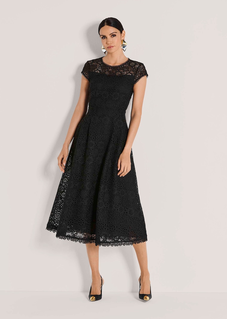 Ärmelloses Spitzenkleid