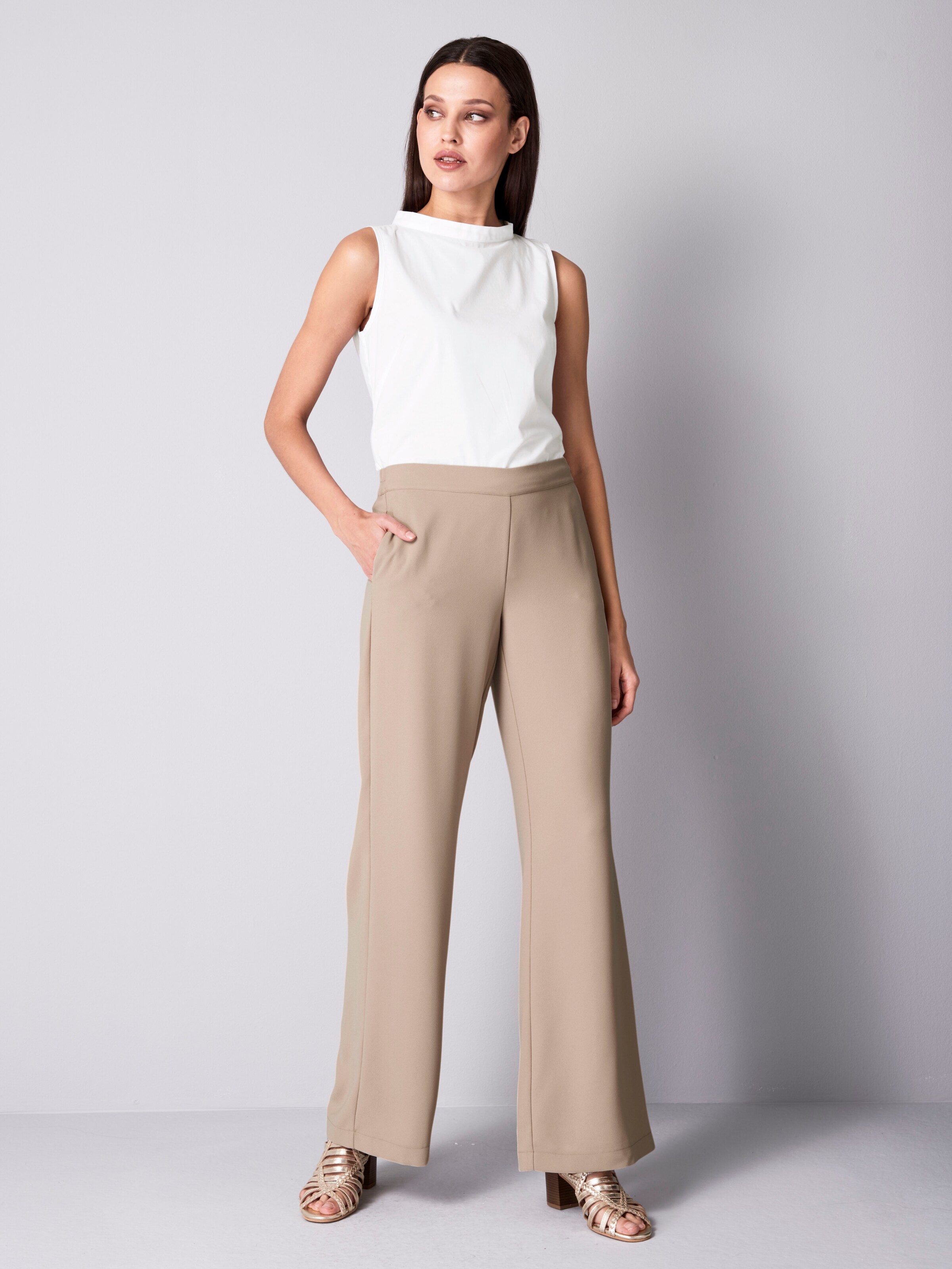 Hose mit weitem Bein 1