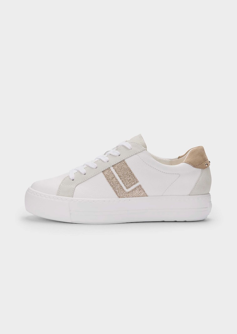 Sneaker