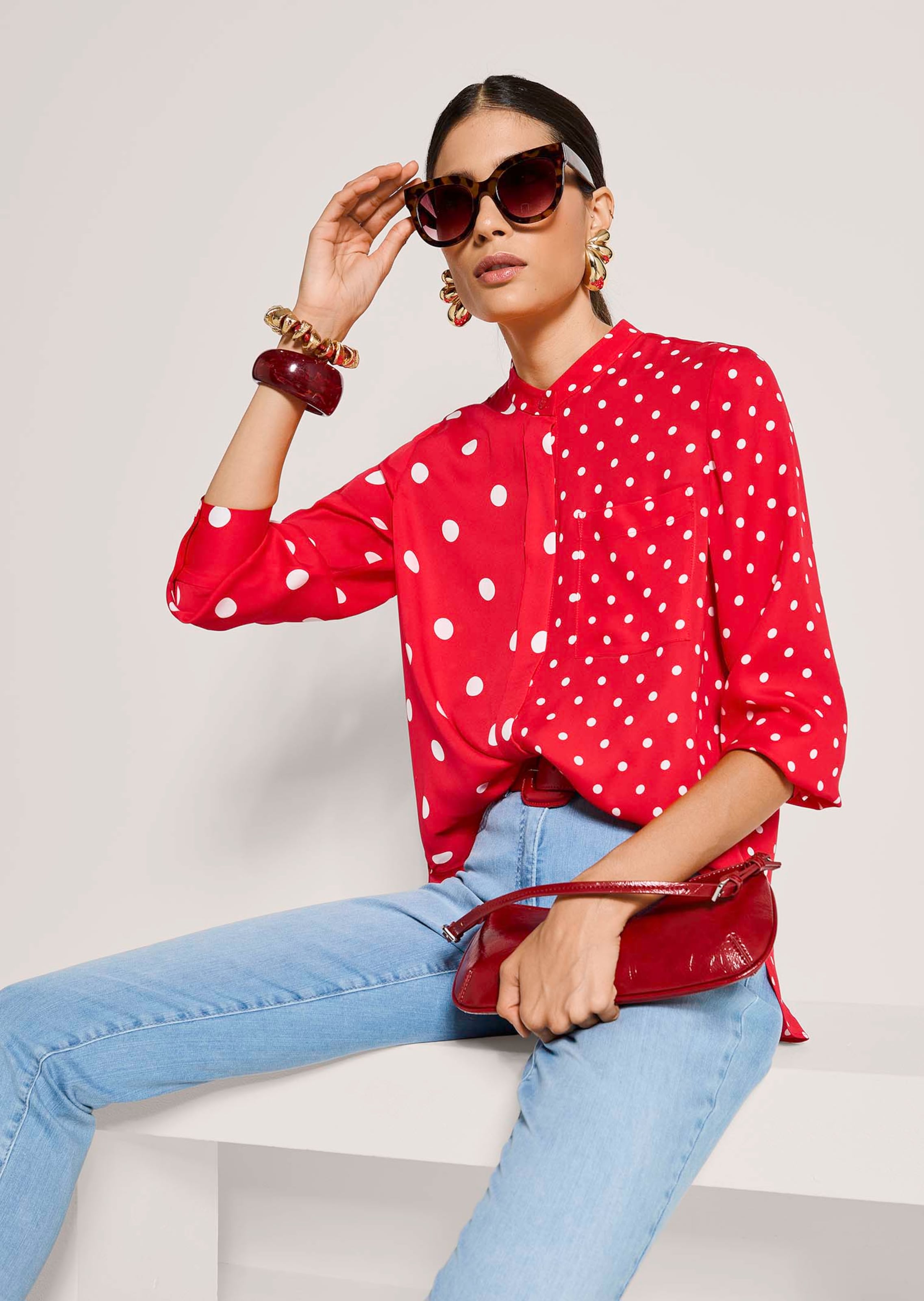 Long-sleeve polka dot shirt in red / white | MADELEINE Fashion