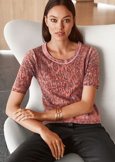 Pullover mit Leomuster thumbnail 7