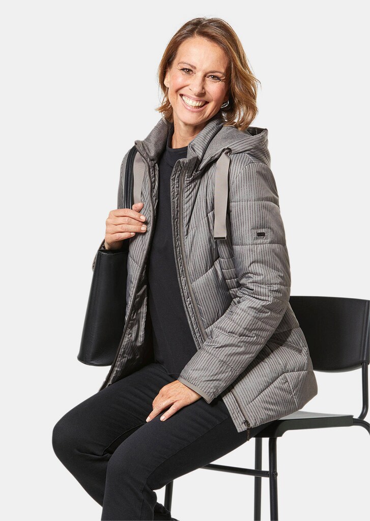 Steppjacke mit farbharmonischem Druck