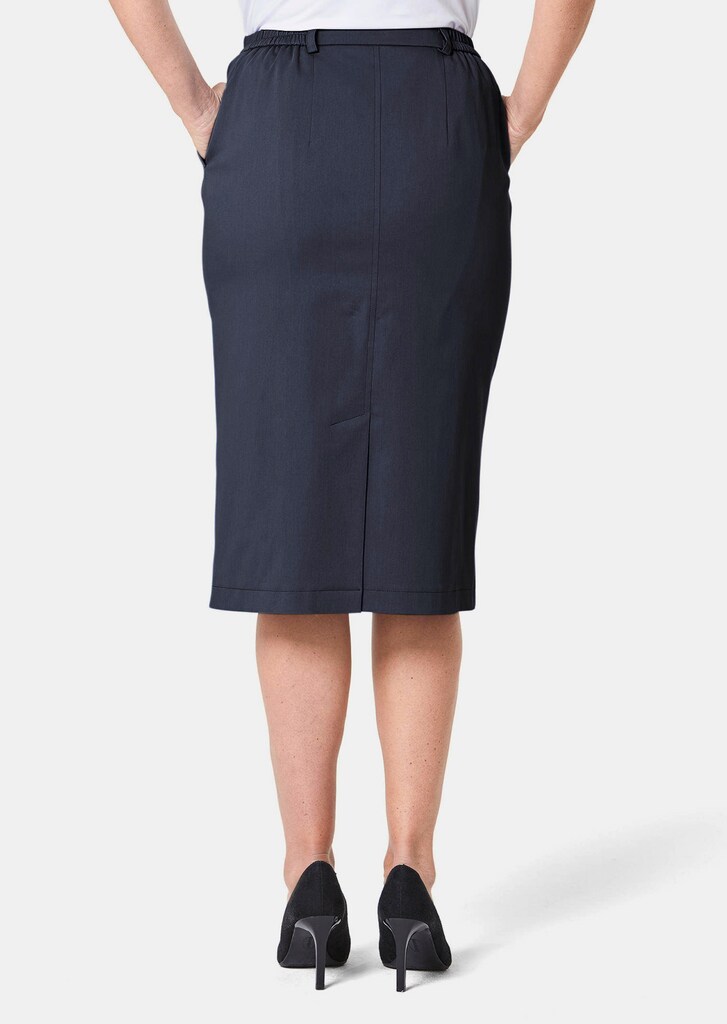 Sportlich eleganter Satinrock