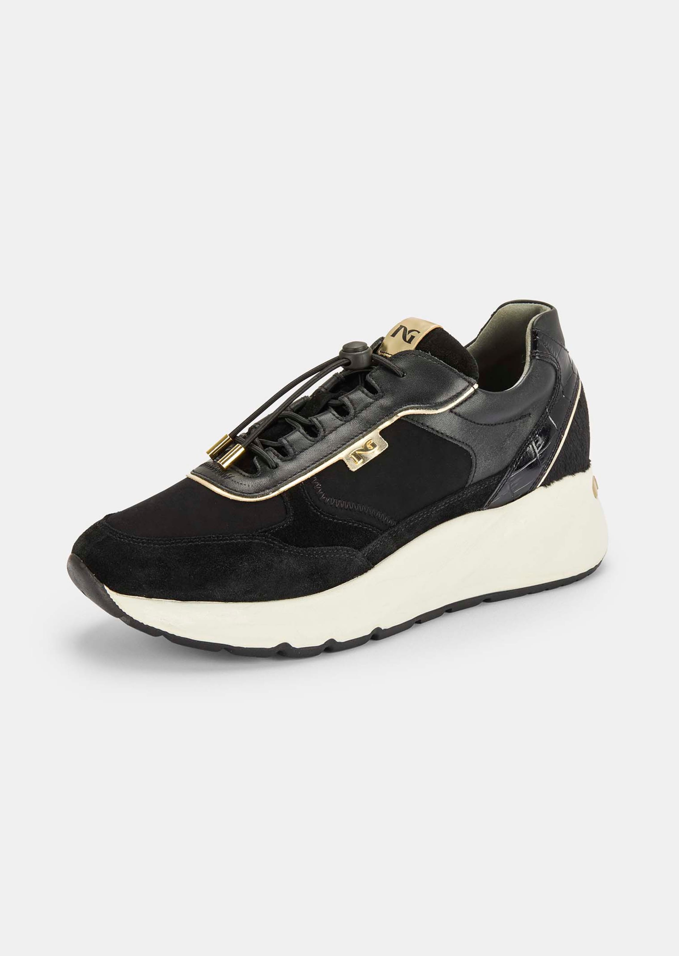 Sneaker mit Schnellschnürung
