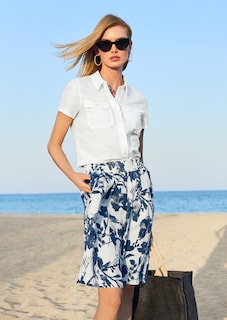 Linnen bermuda met bloemenprint thumbnail 1
