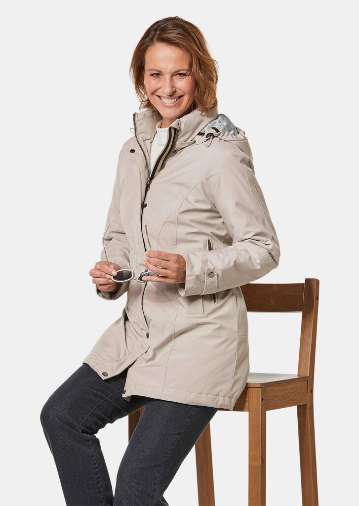 Sportliche Jacke mit vielen Details