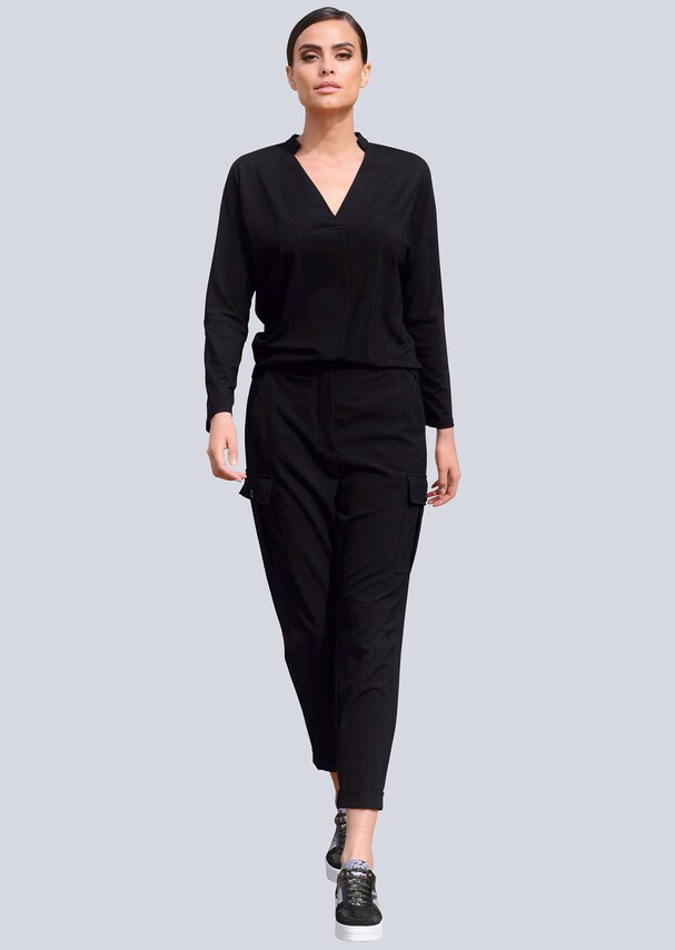 Shirt mit V- Ausschnitt 1