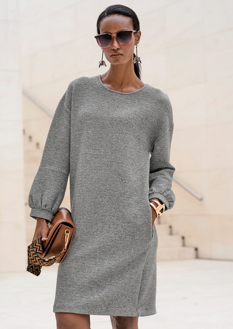 Lässiges Rundhals-Kleid mit Taschen