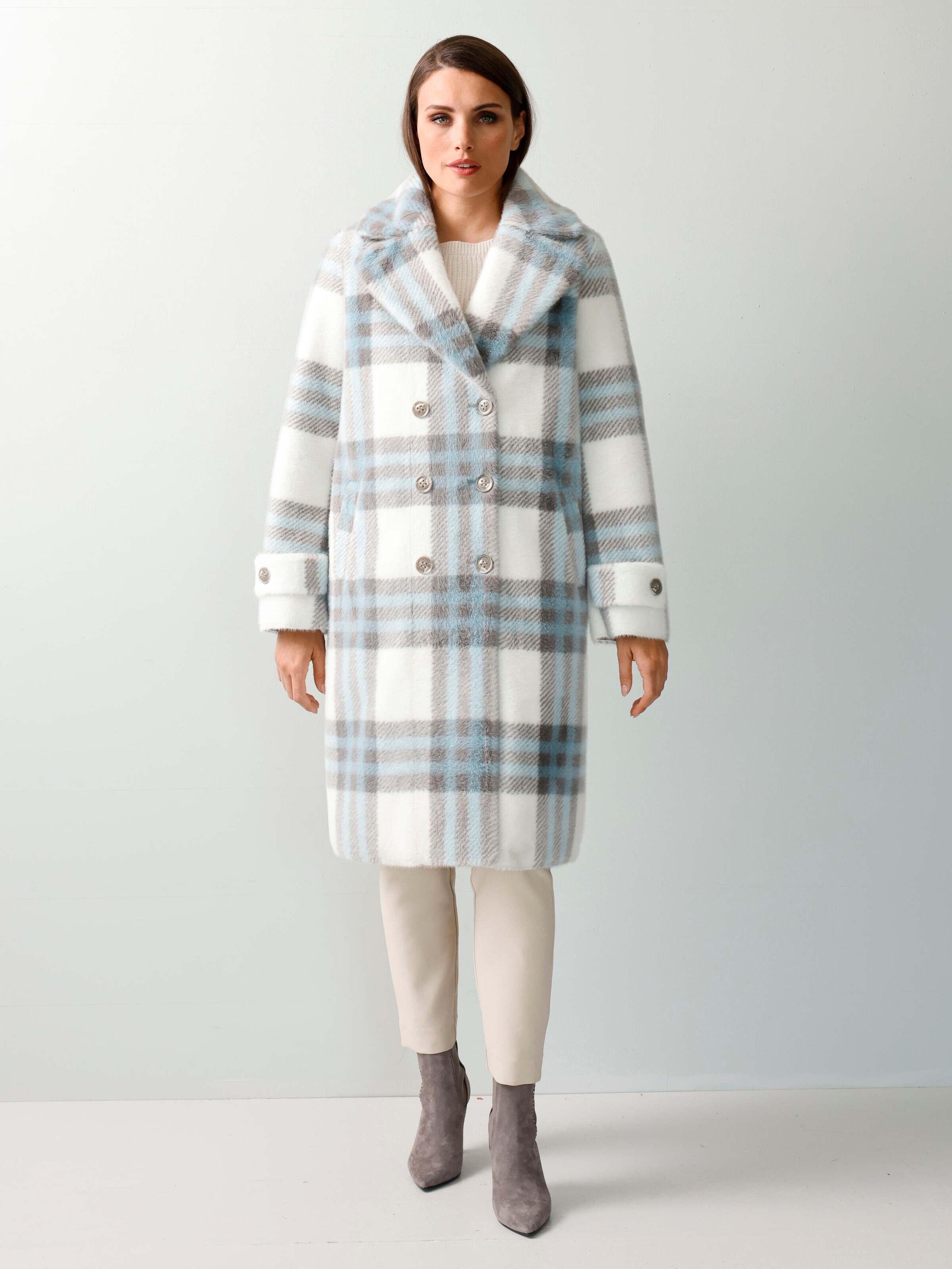 Karomantel mit 6 Knöpfen 1