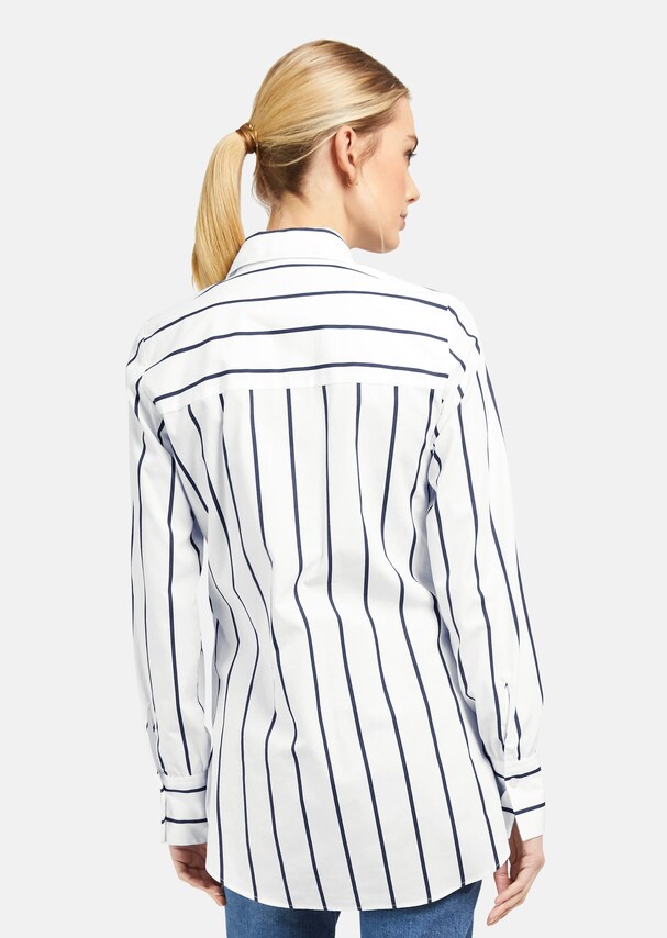 Striped shirt in a stylish long shape 2