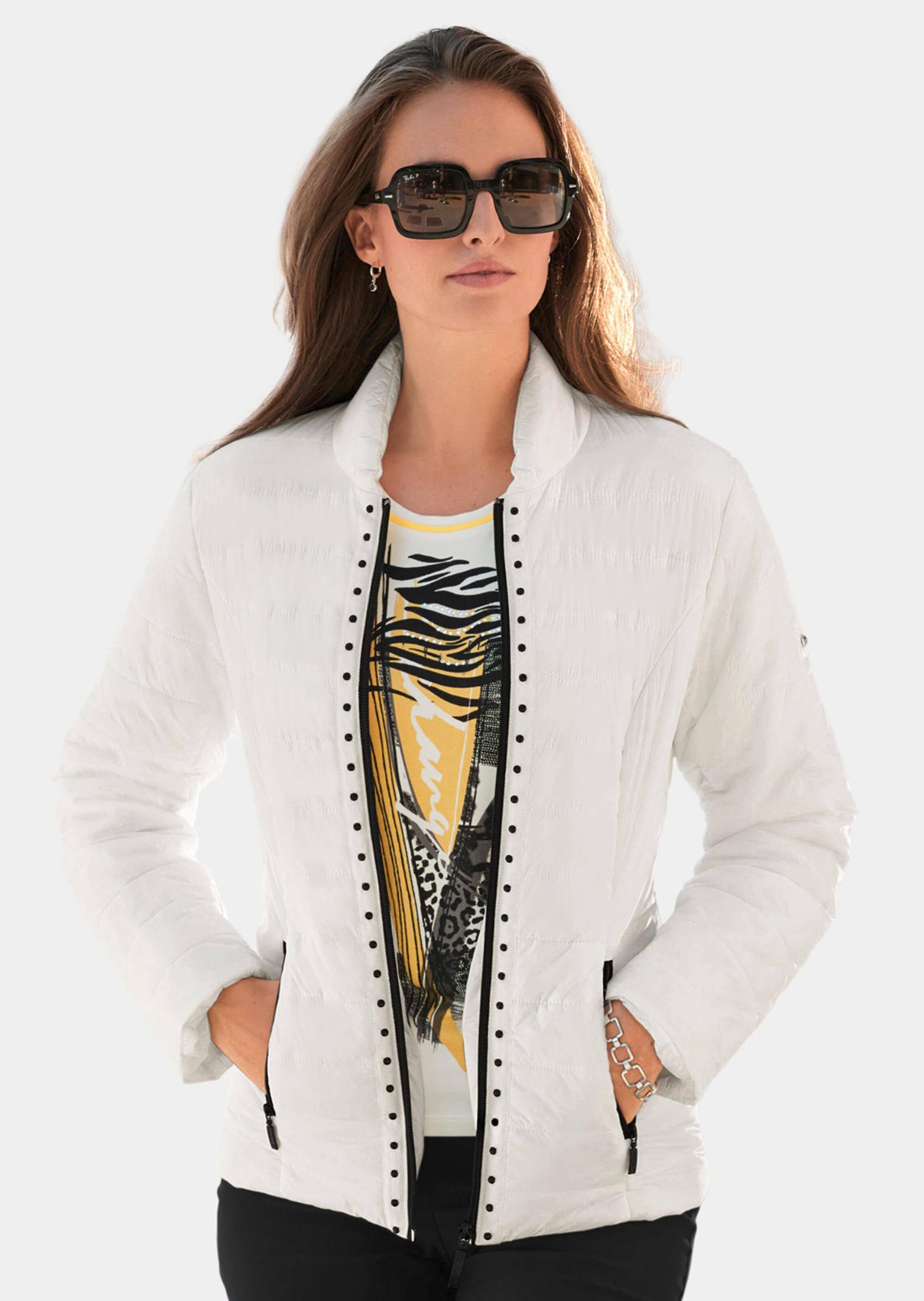 Steppjacke in figurschmeichelnder Optik