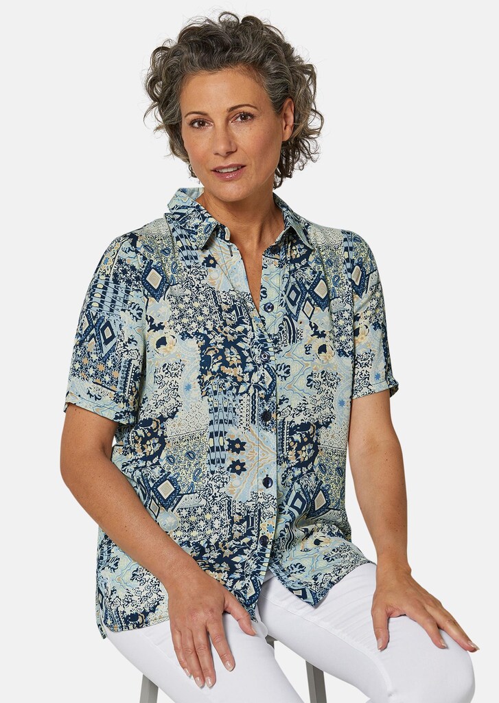 Lichte blouse met klassieke overhemdkraag 3