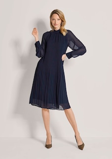 Kurzes Plissee-Kleid mit Stehkragen thumbnail 2