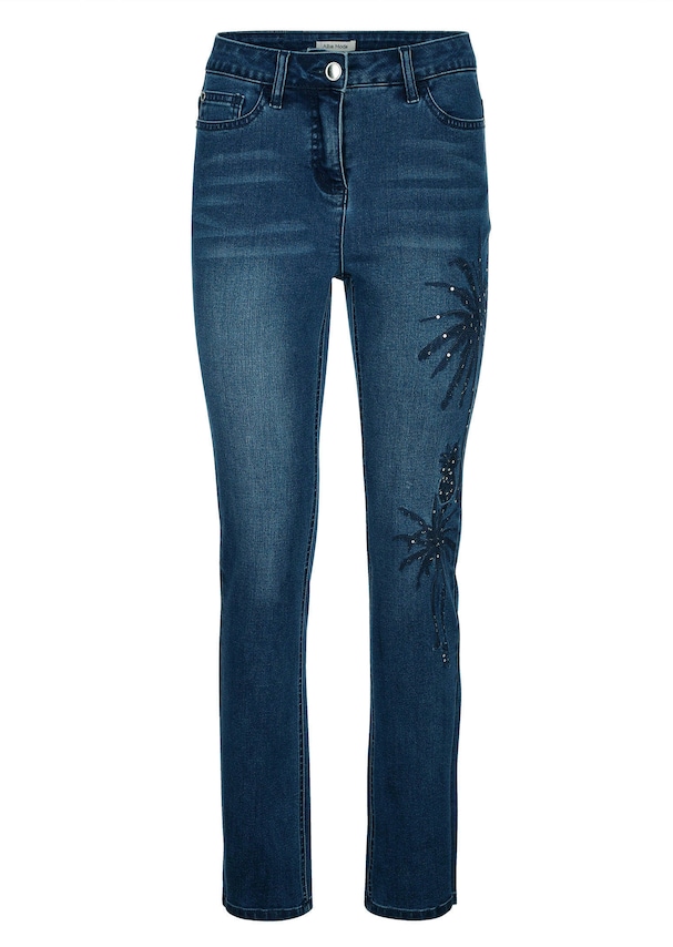 Jeans mit auffallender Stückereien 3
