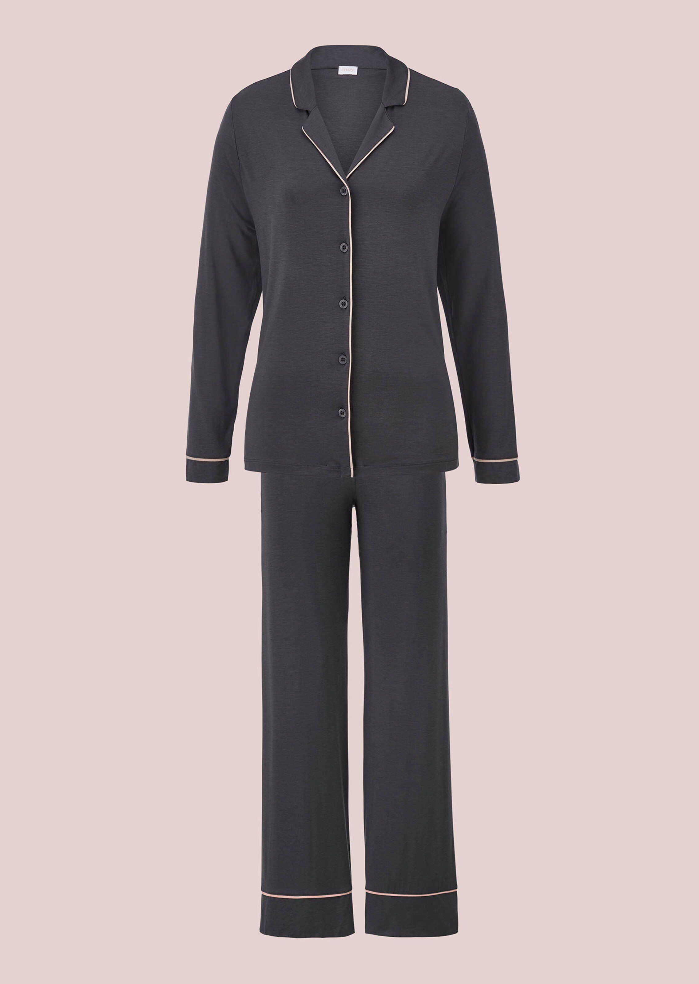 Seidig glänzender Pyjama aus Modal