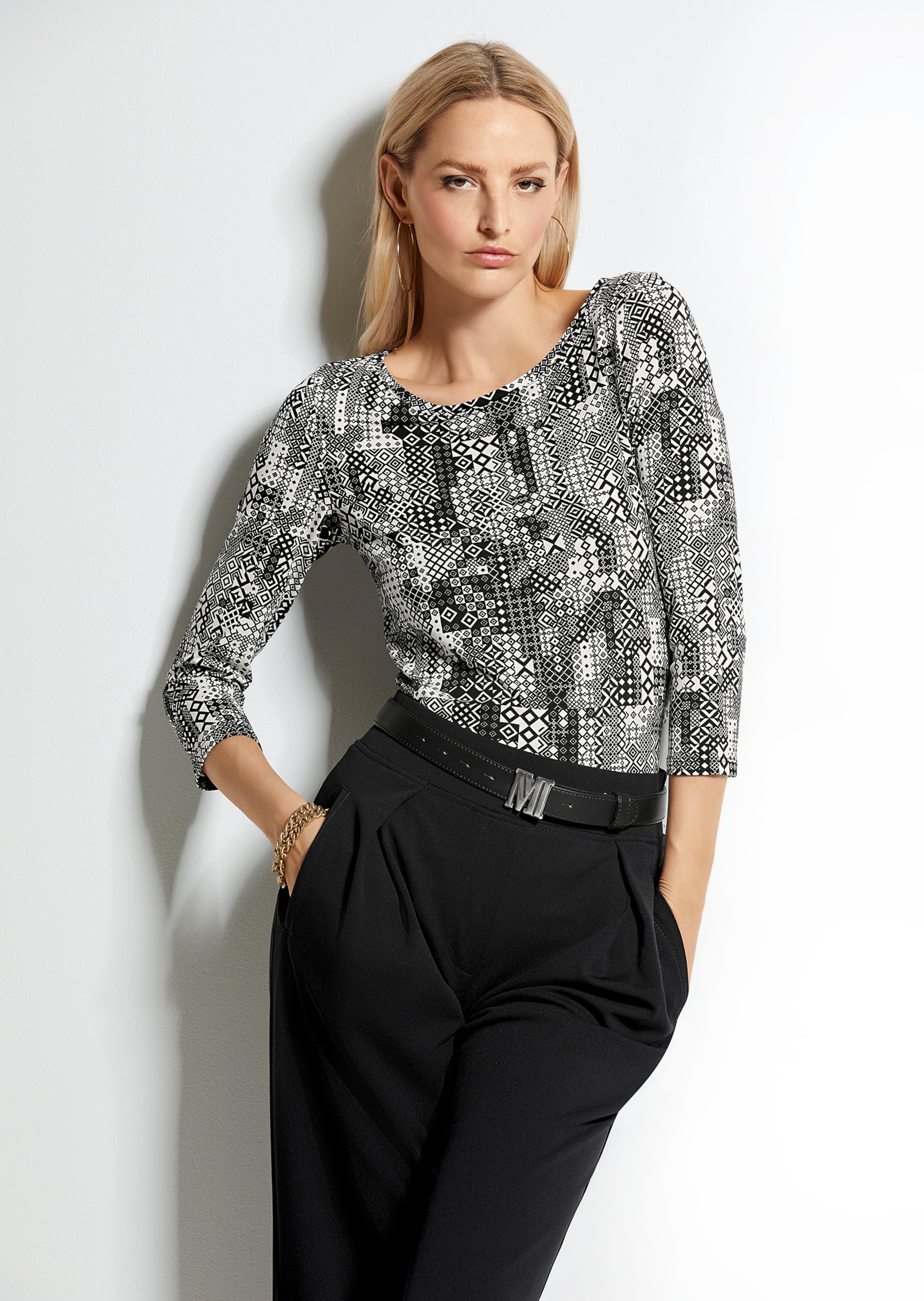 Rundhals-Shirt mit 3/4-Ärmeln