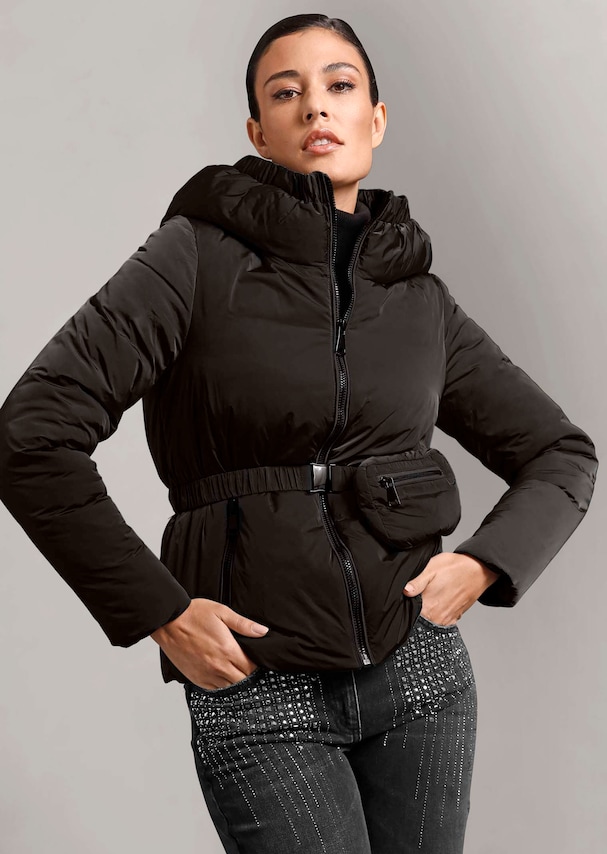 Steppjacke mit abnehmbarer Bauchtasche 2