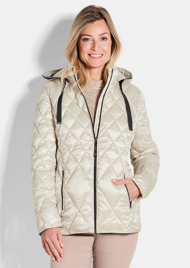 Steppjacke mit Rautenmuster