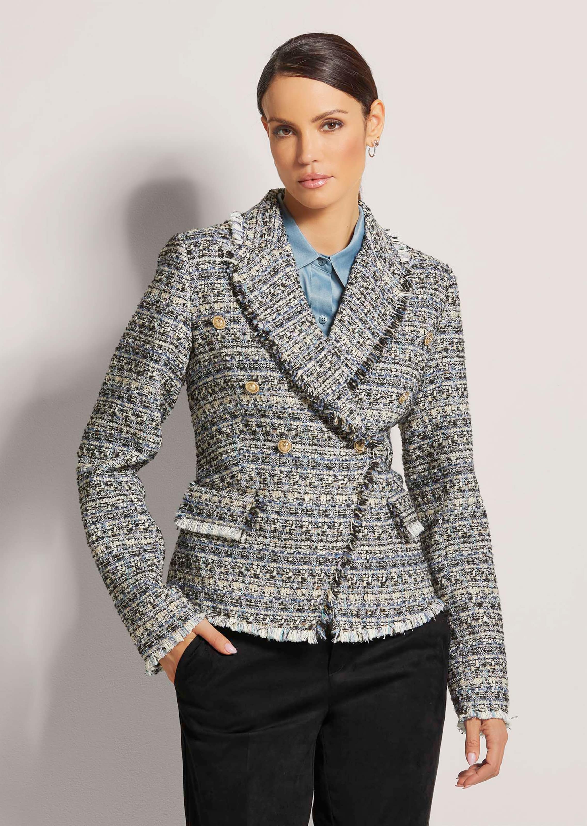 Kurzer Tweed-Blazer mit Fransen