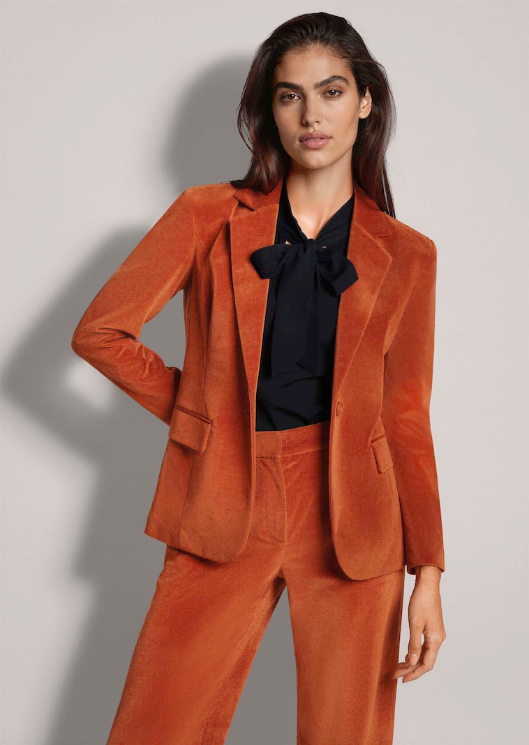 Stretch velvet blazer