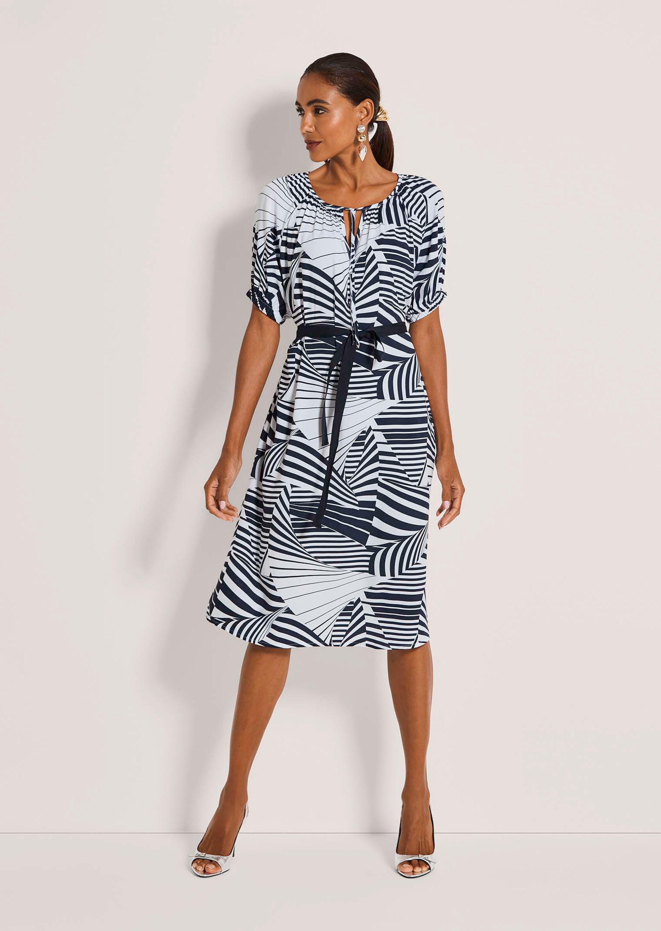 Kleid