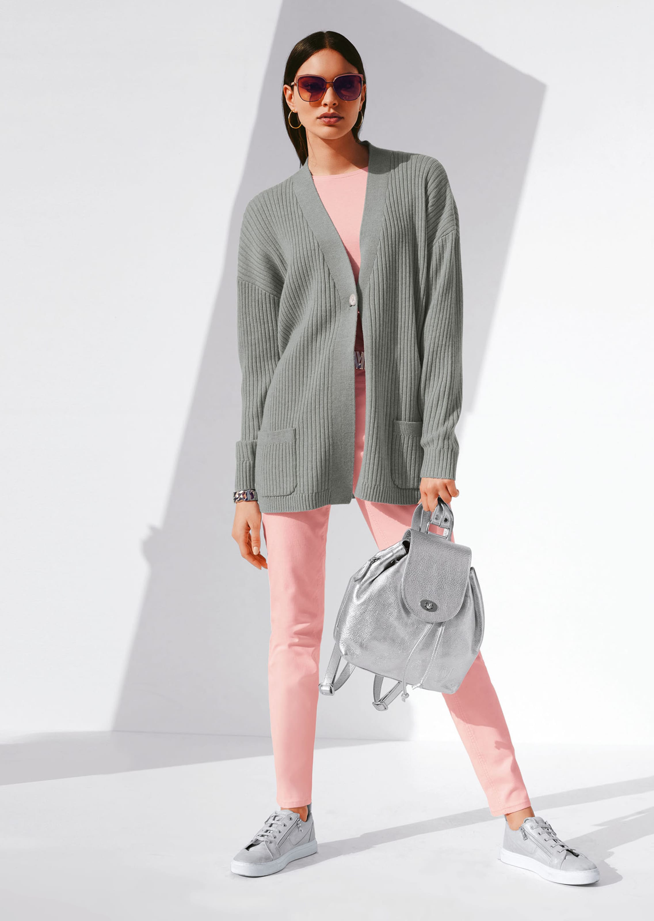 Long woollen cardigan in an oversized style in pale grey / melange