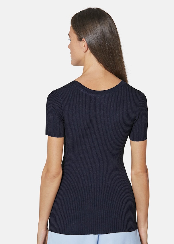 Round-neck jumper with short sleeves and ajour details 2