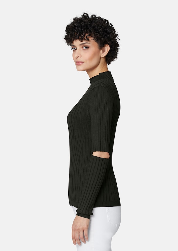 Rib-knit jumper with sophisticated cut-out sleeves 3