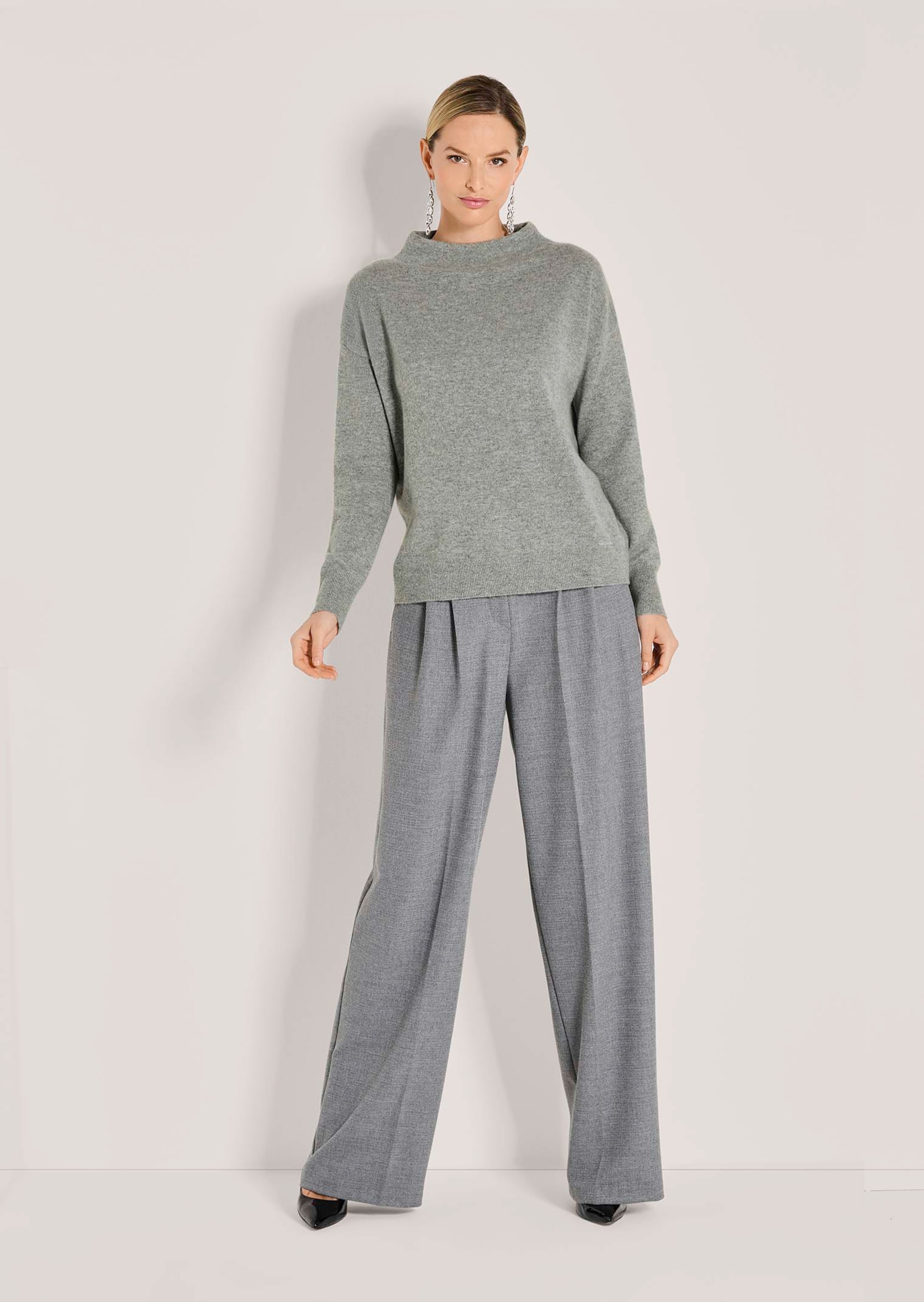 Kaschmir-Pullover mit Stehkragen